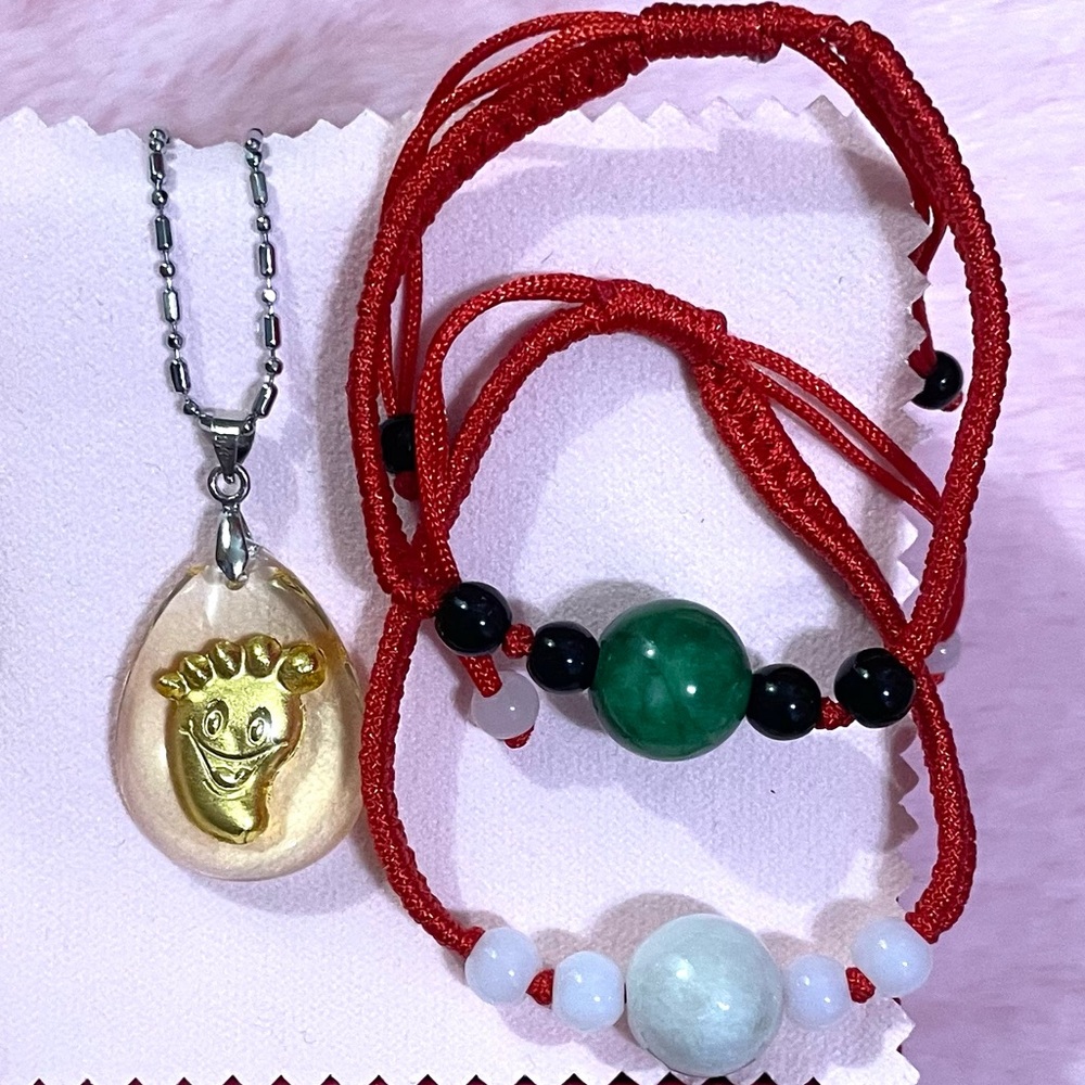 Gorgeous 24K Gold Baby Boy Girl Foot Print Charm Pendant Necklace Jade Bracelet